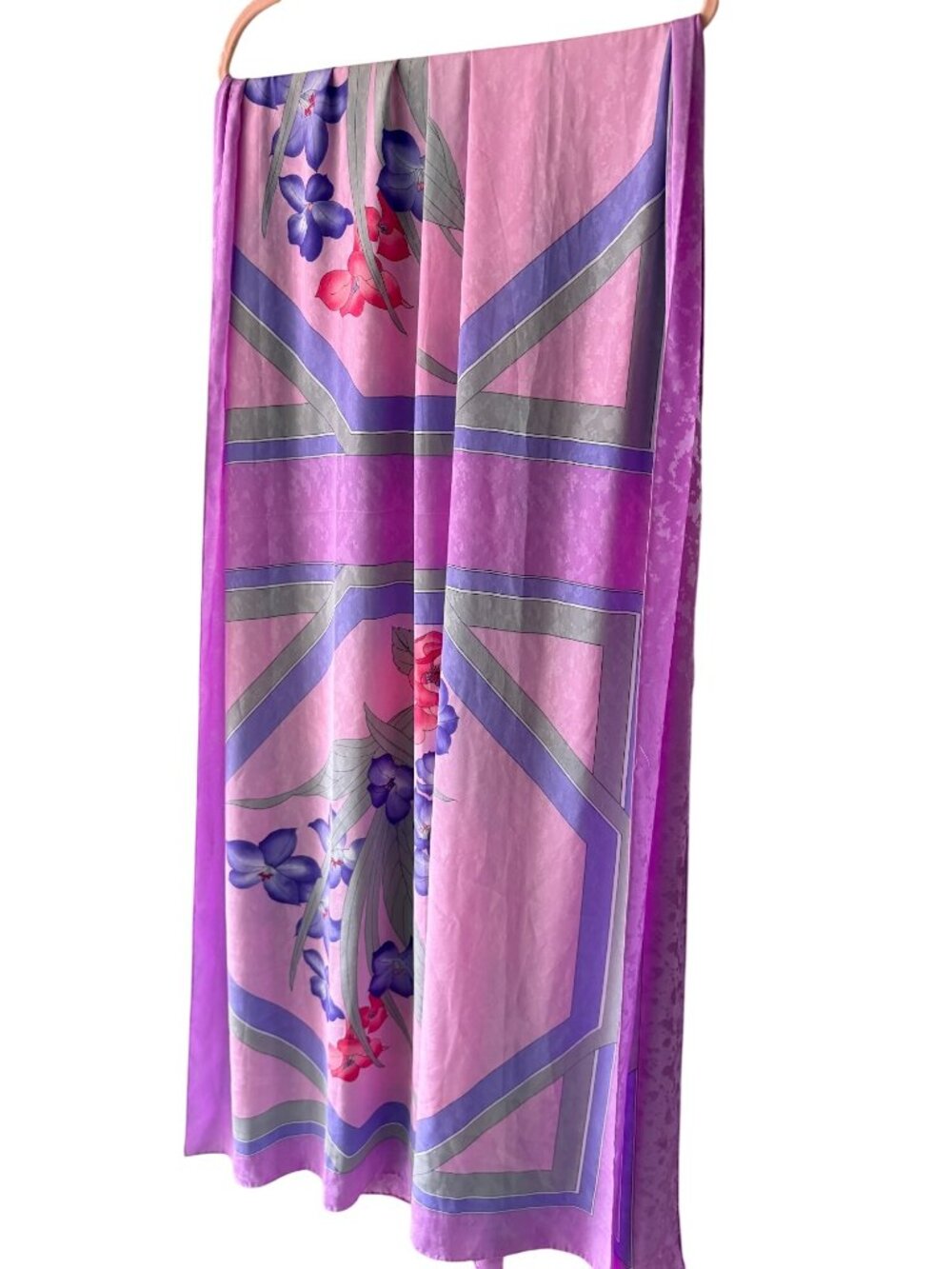 Vintage Womens Rectangular Shawl Hand Rolled Edge Scarf 36 x 95 inches Floral